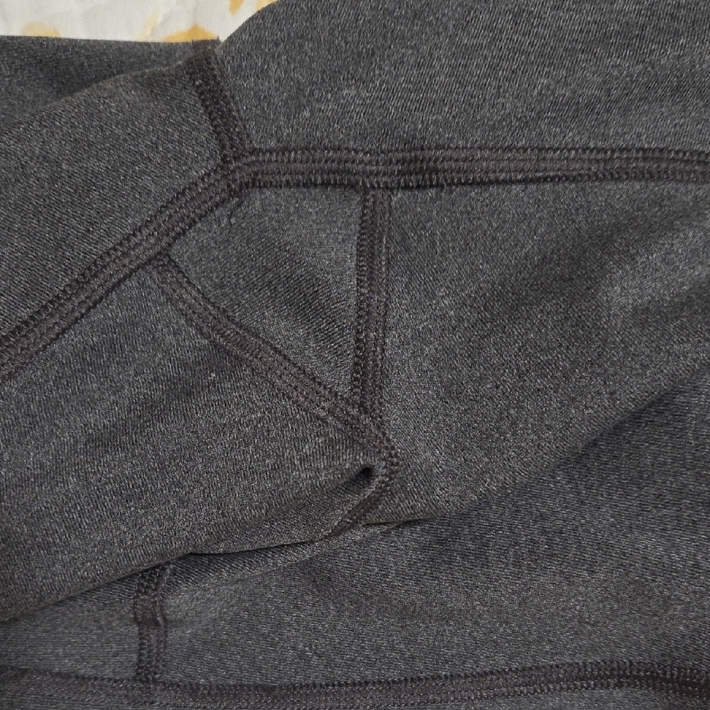Under Armour Gray Yoga Pants  With Sleek Design Med - Picture 3 of 5